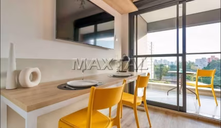 Studio à venda de 28m², com 1 dormitório e sacada, na região de Pinheiros.