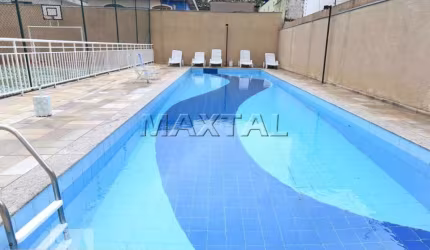 Apartamento de 48m² com 2 quartos, sala ,cozinha, área de serviços ,1 banheiro e 1 garagem.