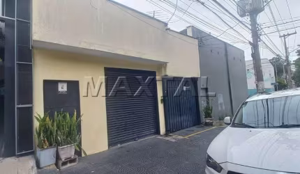 Casa residencial e comercial, 2 dormitórios, terraço, 2 vagas e sacada com vista para Braz Leme.