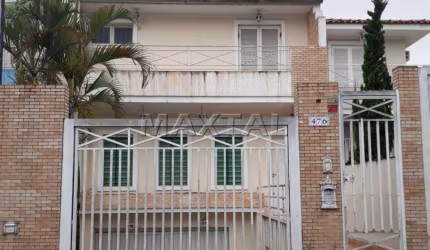 Sobrado de 300m², 3 quartos, 1 banheiro, sala, cozinha, lavabo , 2 vagas garagem, edícula.