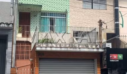 Sobrado à Venda em excelente localização, com 3 dormitórios e 1 vaga de garagem coberta, Santana.