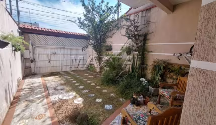 Sobrado comercial na Região São Paulo, 350m², 5 salas, 3 banheiros, cozinha, 3 vagas