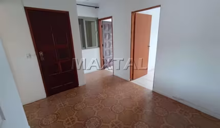 Primoroso Apartamento, 70m² com 2 dormitórios,  sala com sacada, cozinha, banheiro na Av. Imirim.