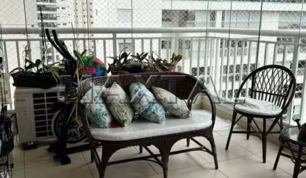 Apartameto na Mooca com 4 dormitórios, sendo 2 suítes, 202m², sacada gourmet e 4 vagas de garagem.