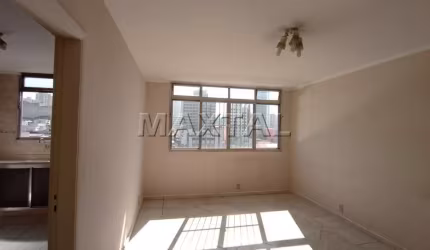 Apartamento para locação em Santana de 88m², 3 dormitórios, 1 suíte, 1 sala, 2 banheiros e 1 vaga.
