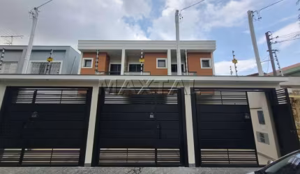 Sobrado Novo no Bairro do Sítio do Morro, 3 quartos sendo 1 suíte e 2 vagas, Casa Verde com Limão