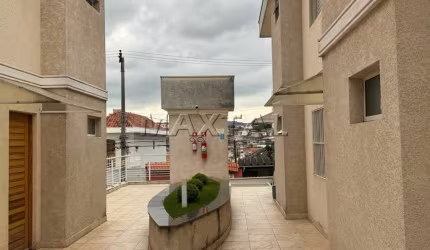 Sobrado à venda com 84m², com 2 dormitórios , 2 suítes, 2 vagas de garagem, sala e cozinha.