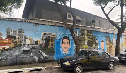 Imóvel comercial  na Avenida Engenheiro Caetano Álvares possuindo 400m² e 4 banheiros.