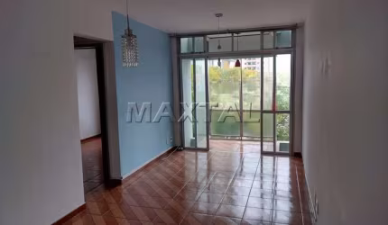 Apartamento para locação com 2 Dormitórios, com 1 Vaga, próximo a estação Santana.