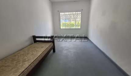 Sobrado Residencial ou Comercial em Santana com 5 dormitórios, 4 banheiros e 4 vagas.