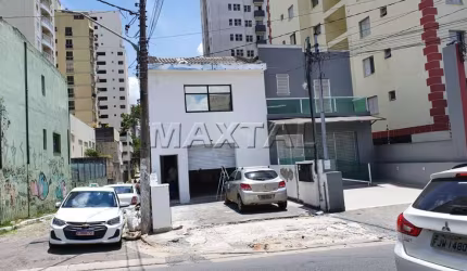 Loja para locação com 80m², estacionamento para 2 Carros e 2 banheiros, em Santana.