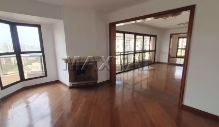 Apartamento cobertura duplex com 600m², 4 suítes, 5 vagas, 8 banheiros, próximo ao shopping  Jd. Sul