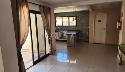 Cobertura duplex com 3 dormitórios, 2 suítes com closet, 4 vagas, área gourmet, de 282m².