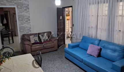 Sobrado à venda, com 3 dormitórios, 1 suíte, 2 banheiros, 2 vagas,121m² no Campo Belo.