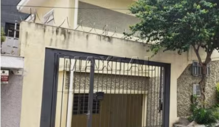 Casa Térrea em Santana com 2 dormitórios, 1 vaga de garagem, próximo ao quartel.