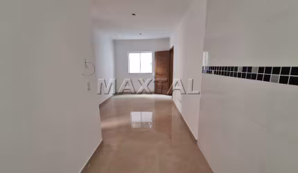 Apartamento à venda com 37m², 2 dormitórios e 1 vaga de garagem, na Vila Gustavo.