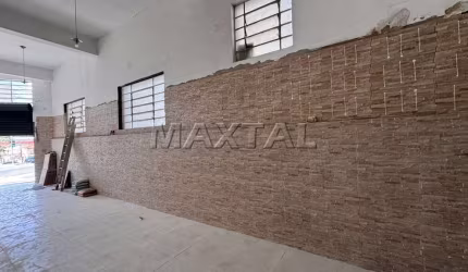 Salão comercial na rua Clara Camarão esquina com Av. Imirim, de 120 m² , mezanino e escritório.