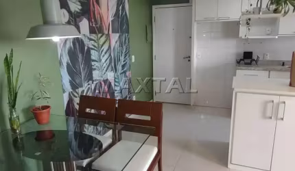 Apartamento com 2 dormitórios, 2 vagas de garagem, próximo ao metrô Santana.