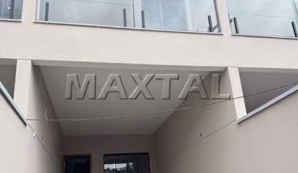 Sobrado à venda de 110m², com 3 dormitórios e 2 vagas, No Jardim São Paulo.