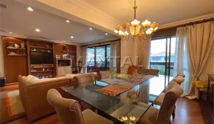 Apartamento para locação, de 206m², com 3 suítes e 3 vagas, em Santana.