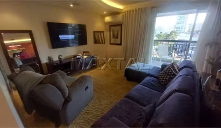 Apartamento à venda de 179m², com 4 dormitórios sendo 3 suítes e 3 vagas, em Santana