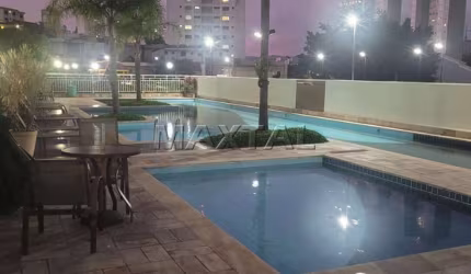 Apartamento para locação de 3 dormitórios, 1 suíte e 2 vagas, na  Vila Albertina.