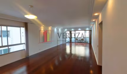Apartamento com 3 quartos à venda na Rua Gaivota, 1160, Moema, São Paulo por R$ 1.690.000