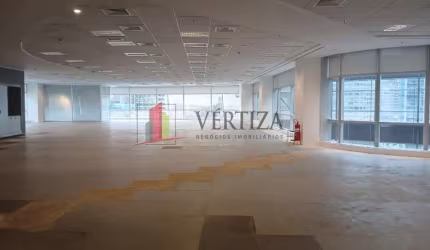 Sala comercial com 5 salas para alugar na Rua dos Pinheiros, 1673, Pinheiros, São Paulo por R$ 179.520
