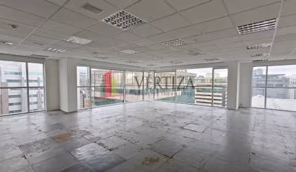 Sala comercial para alugar na Rua Fidêncio Ramos, 419, Vila Olímpia, São Paulo por R$ 32.000