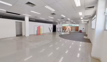 Prédio para alugar na Rua Conceição de Monte Alegre, 725, Brooklin, São Paulo por R$ 75.000