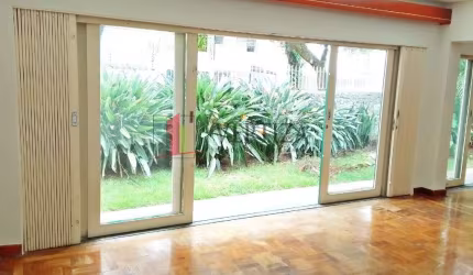 Casa em condomínio fechado com 3 quartos à venda na Rua Iraúna, 600, Moema, São Paulo por R$ 3.200.000