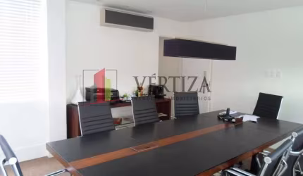 Casa comercial com 3 salas à venda na Rua Guararapes, 1784, Brooklin, São Paulo por R$ 1.700.000