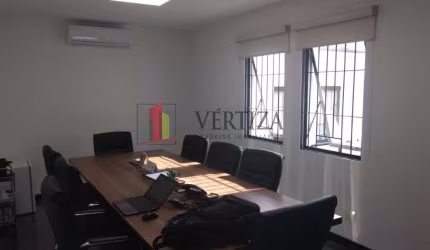 Casa comercial com 11 salas para alugar na Rua Gomes de Carvalho, 470, Vila Olímpia, São Paulo por R$ 16.000