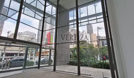 Ponto comercial para alugar na Avenida Pedroso de Morais, 1000, Pinheiros, São Paulo por R$ 11.534