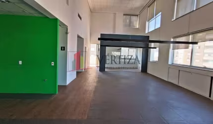 Sala comercial com 8 salas para alugar na Avenida Ibirapuera, 2315, Moema, São Paulo por R$ 75.200
