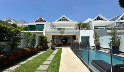 Casa em condomínio fechado com 3 quartos à venda na Avenida Albert Sabin, Barra da Tijuca, Rio de Janeiro, 360 m2 por R$ 4.300.000