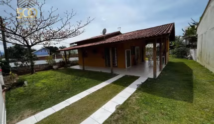 Casa com 3 dormitórios à venda, 90 m² por R$ 550.000,00 - Pinheira (Ens Brito) - Palhoça/SC