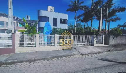 Prédio à venda na Praia da Pinheira