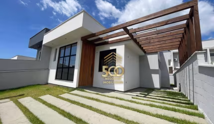 Casa com 3 dormitórios à venda, 104 m² por R$ 647.000,00 - Forquilhas - São José/SC