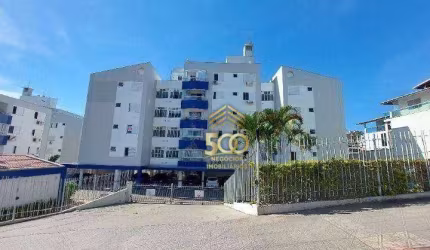 Apartamento com 3 dormitórios à venda, 91 m² por R$ 750.000,00 - Abraão - Florianópolis/SC