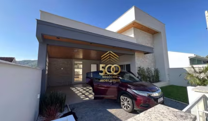 Casa com 3 dormitórios à venda, 140 m² por R$ 780.000,00 - Forquilhas - São José/SC