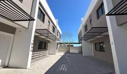 Sobrado com 3 dormitórios à venda, 99 m² por R$ 601.455,00 - Nova Palhoça - Palhoça/SC