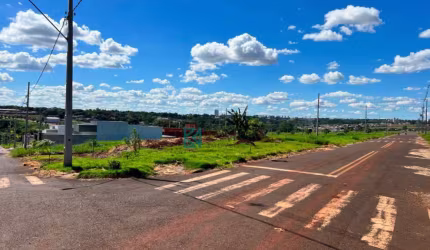 Terreno de esquina à venda, 375 m² por R$ 250.000 - Jardim Centro Cívico - Sarandi/PR