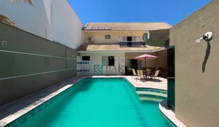 Sobrado com 3 dormitórios sendo 02 suítes à venda, 359 m² por R$ 1.950.000 - Jardim Iguaçu - Maringá/PR