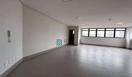 Sala à venda, 73 m² por R$ 600.000,00 - Zona 01 - Maringá/PR