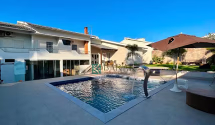 Casa com2 suítes + 1 quarto à venda, 450 m² por R$ 3.500.000 - Zona 08 - Maringá/PR