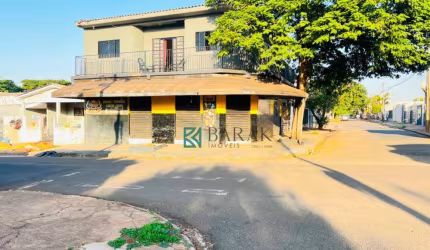 Sobrado com 3 dormitórios à venda, 217 m² por R$ 400.000,00 - Jardim Jaqueline - Sarandi/PR