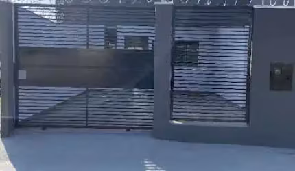 Casa com 2 dormitórios à venda, 59 m² por R$ 230.000,00 - Jardim Universal - Sarandi/PR