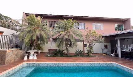 Apartamento com 1 suíte + 2 quartos à venda, 305 m² por R$ 850.000 - Jardim Alvorada - Maringá/PR