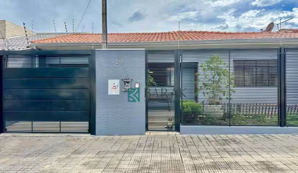 Casa com 3 dormitórios, sendo 1 suíte à venda próximo a Av Mandacarupor R$ 850.000 - Jardim Lucianópolis - Maringá/PR